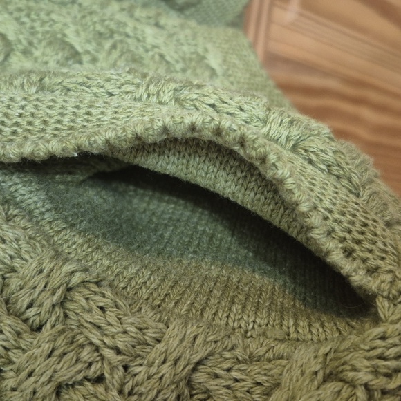 Made In Ireland. Blarney Knit Sweater - Picture 7 of 8
